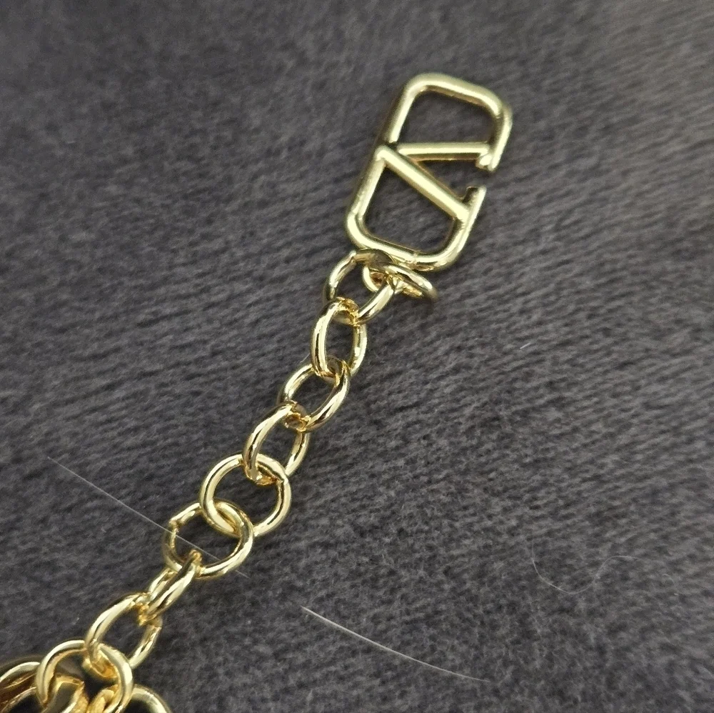 Valentino 18kgp Elegant Gold Pendant Necklace